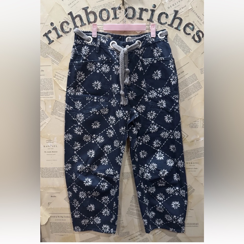 We The Free Moxie Printed Low Slung Barrel Jeans Wallpaper Geo Blue White - Picture 6 of 7